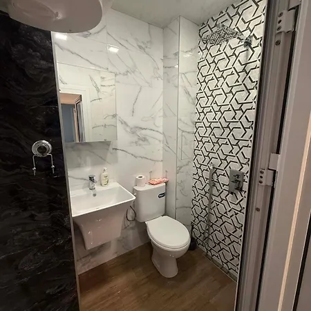 Valchevi Apartment Burgas City